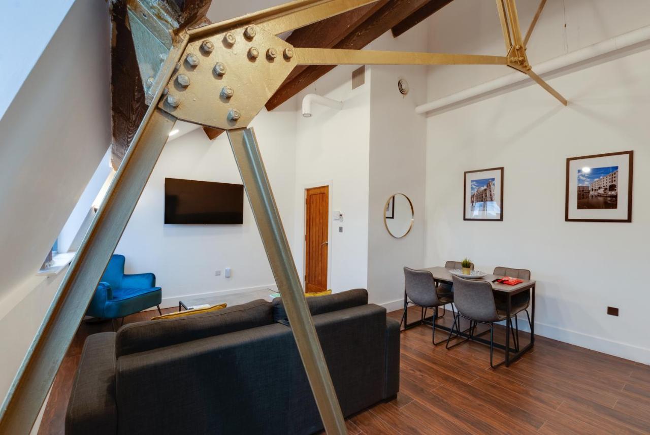 Mathew Street City Centre Apartments By Happy Days Liverpool Bagian luar foto